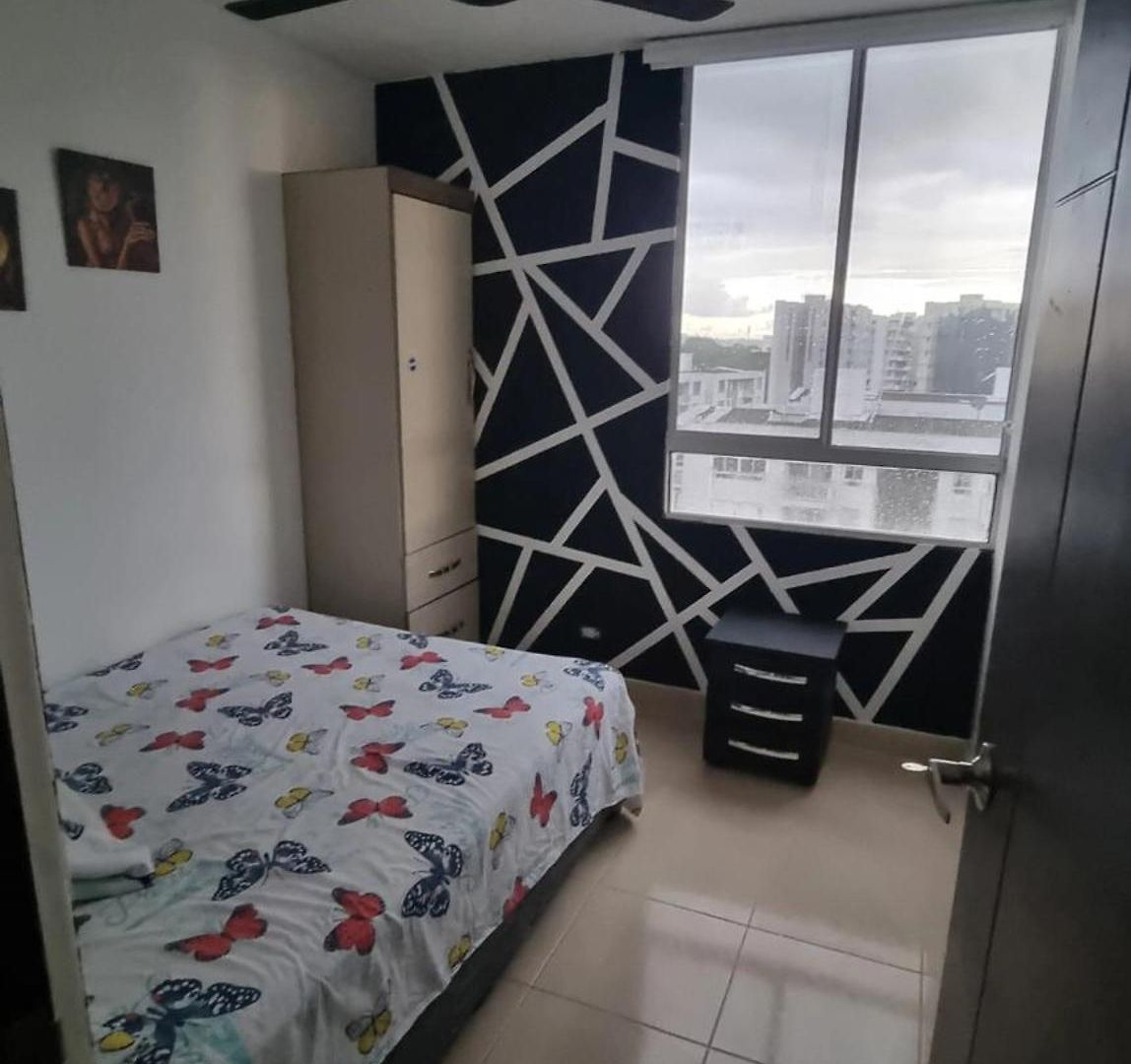 2 Camas Matrimoniales Y Un Camarote De 90 Apartamento