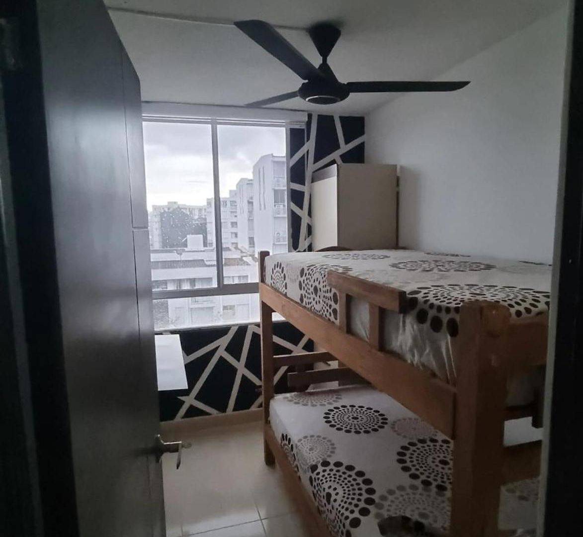 Apartamento 2 Camas Matrimoniales Y Un Camarote De 90 Cartagena