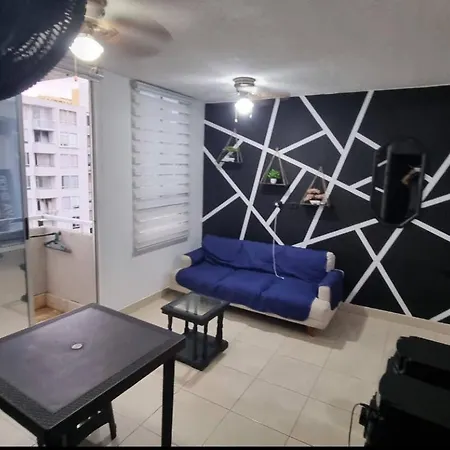 Apartamento 2 Camas Matrimoniales Y Un Camarote De 90 Cartagena